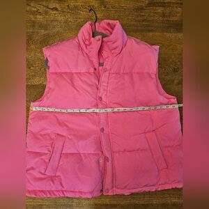 Wondershop Vibrant Pink Puffer Vest